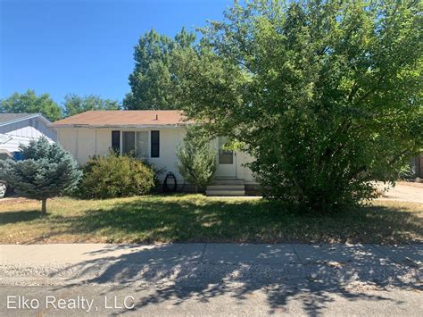 This <strong>rental</strong> has newer paint and flooring and comes with kitchen appliances and a swamp cooler. . Elko rentals